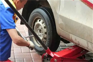 云龙附近拖车24小时服务热线电话