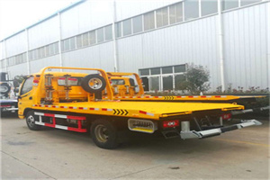 云龙附近拖车救援搭电